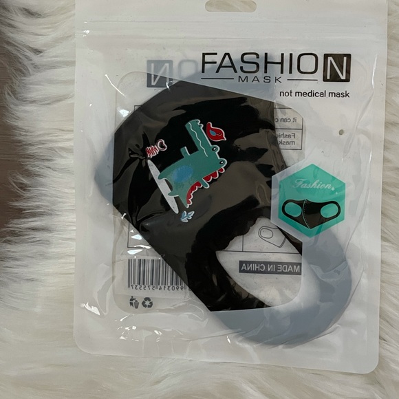 Dinosaur Mask NWT - Picture 2 of 3